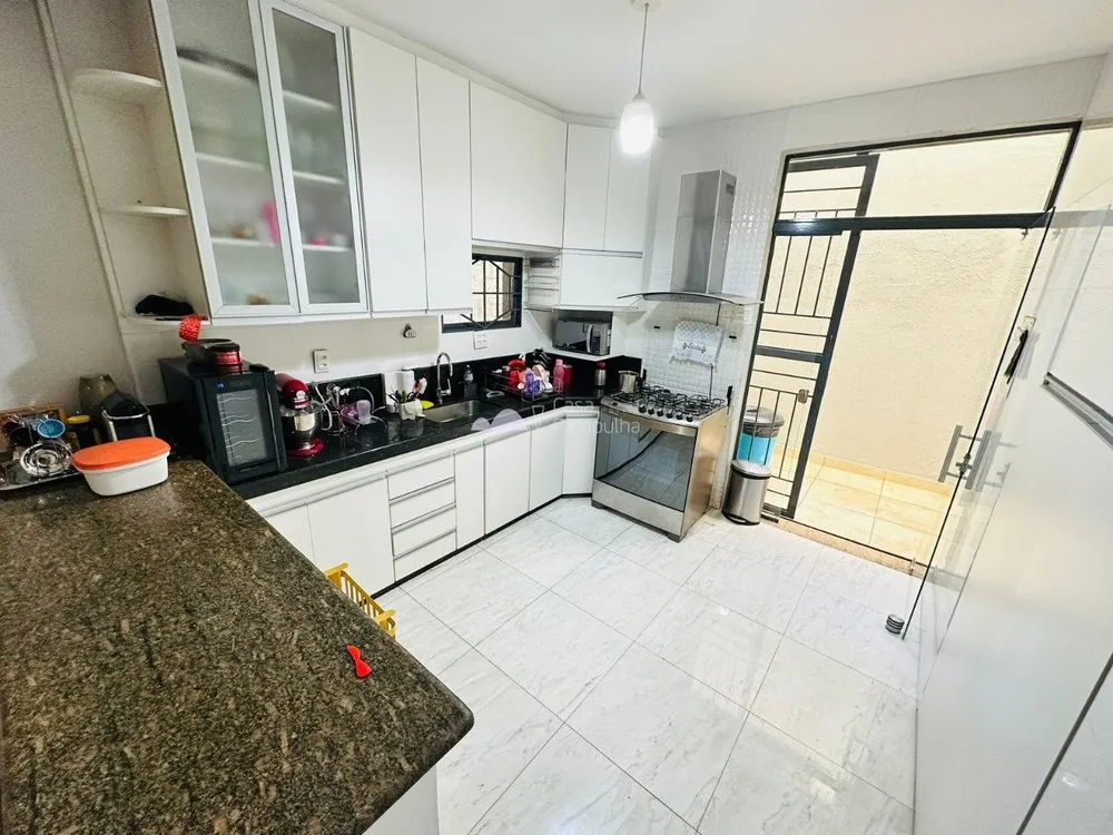 Casa, 5 quartos, 360 m² - Foto 9