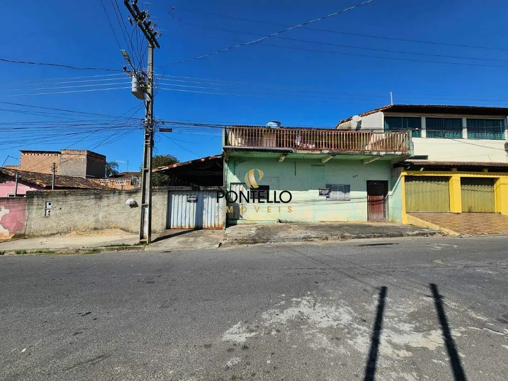 Casa, 6 quartos, 300 m² - Foto 1
