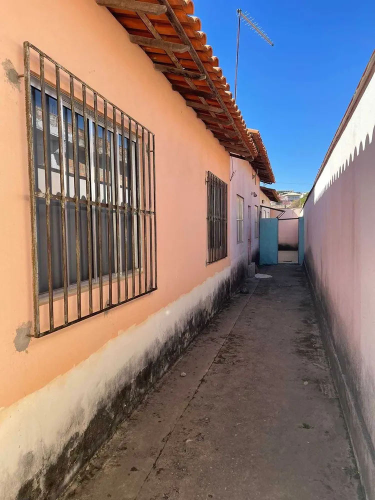 Casa, 2 quartos, 70 m² - Foto 1