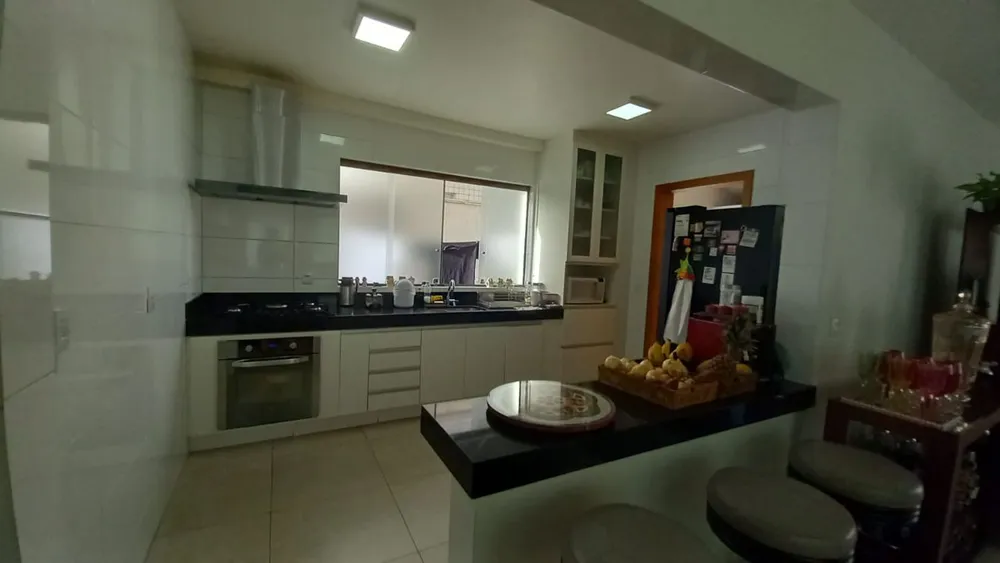Apartamento, 4 quartos, 142 m² - Foto 2