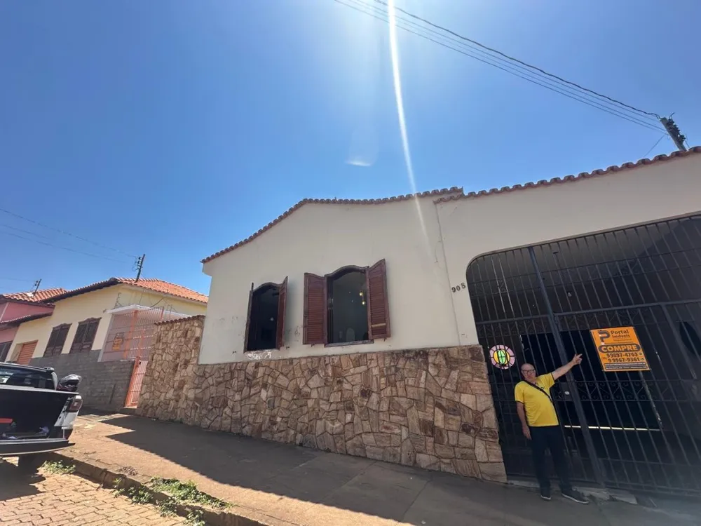 Casa, 3 quartos, 410 m² - Foto 2