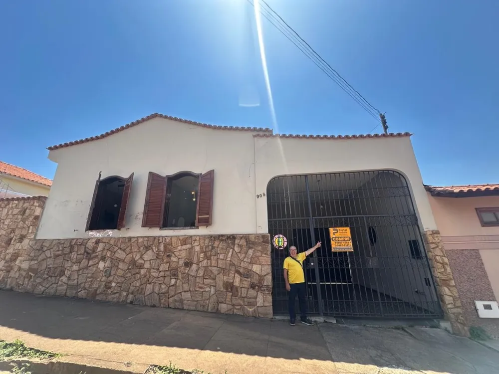 Casa, 3 quartos, 410 m² - Foto 1