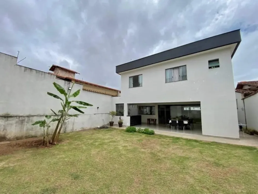Casa, 3 quartos, 360 m² - Foto 3