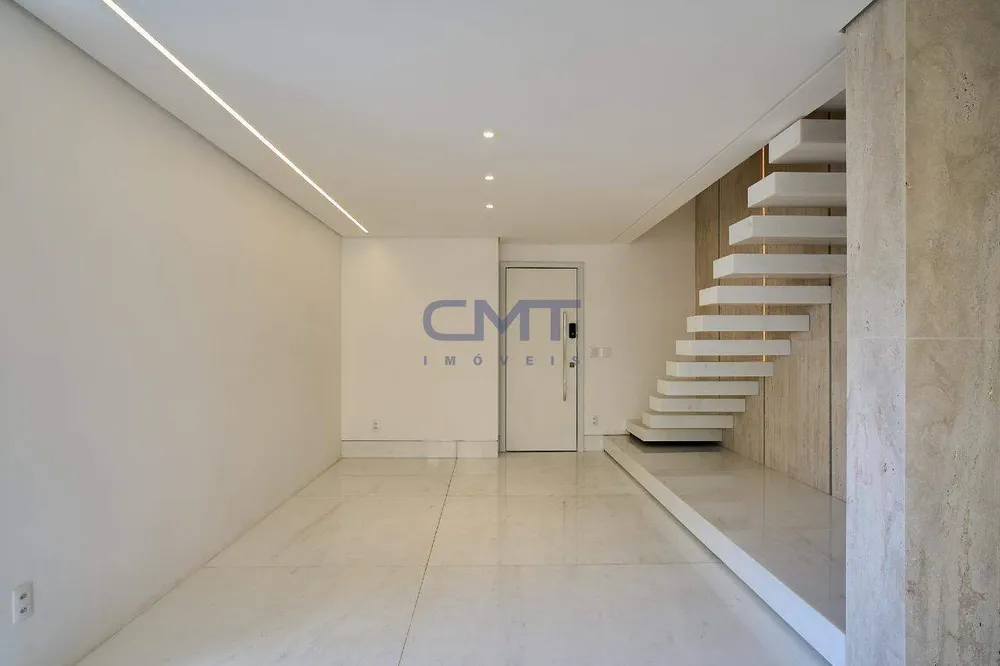 Cobertura, 3 quartos, 214 m² - Foto 1