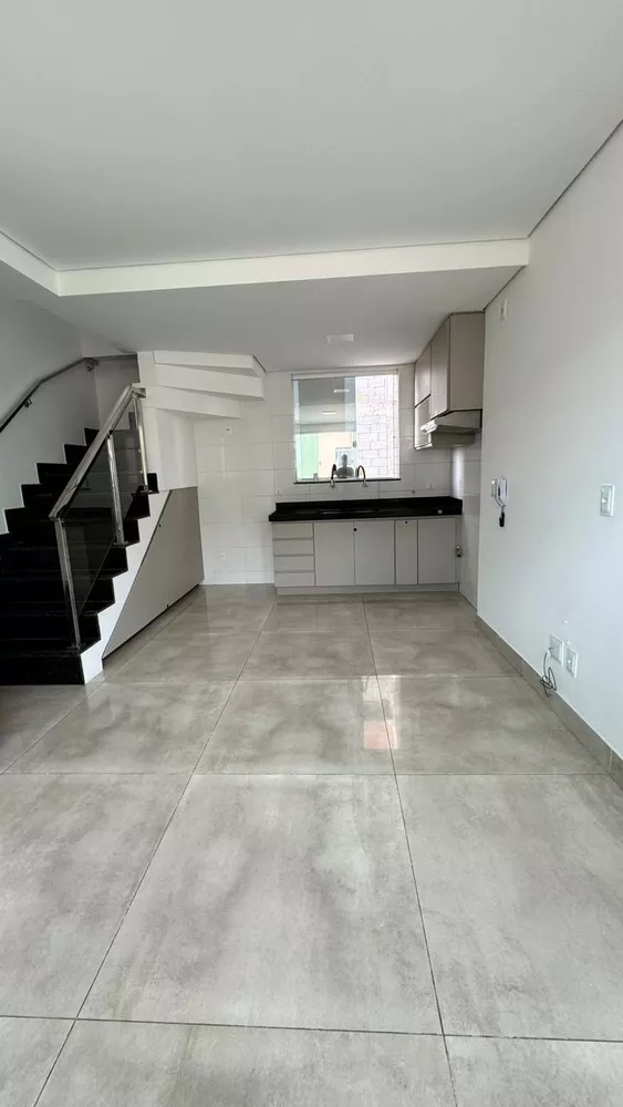 Cobertura à venda com 4 quartos, 237m² - Foto 1