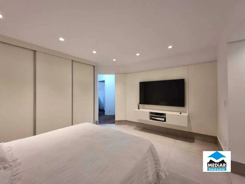 Cobertura, 5 quartos, 377 m² - Foto 12