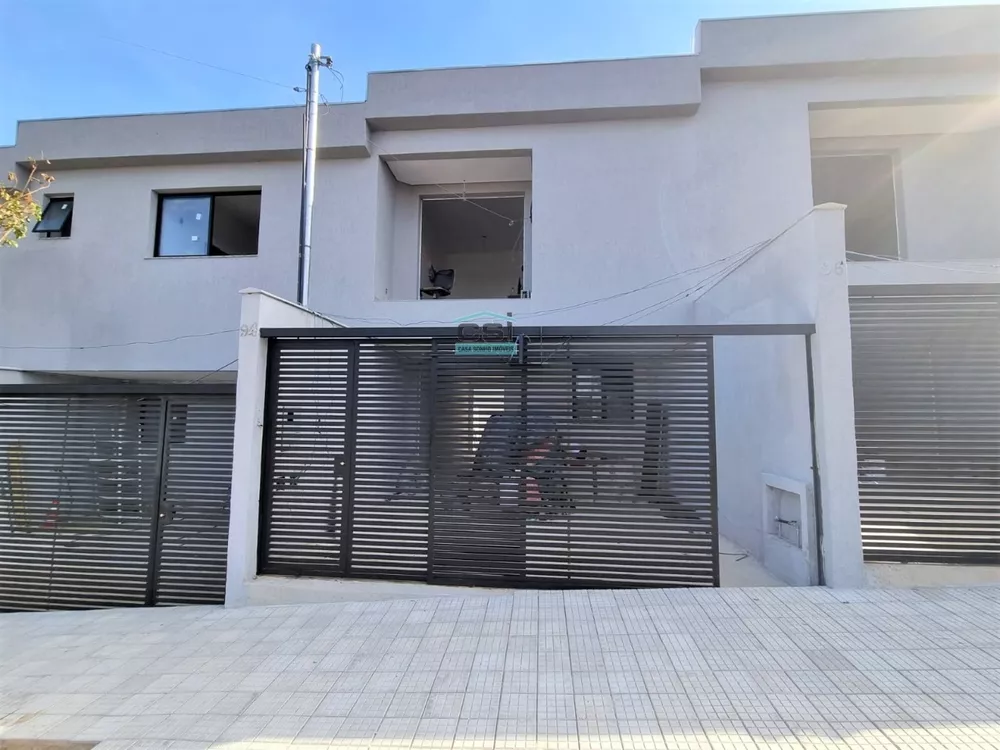 Casa à venda com 3 quartos, 110m² - Foto 1