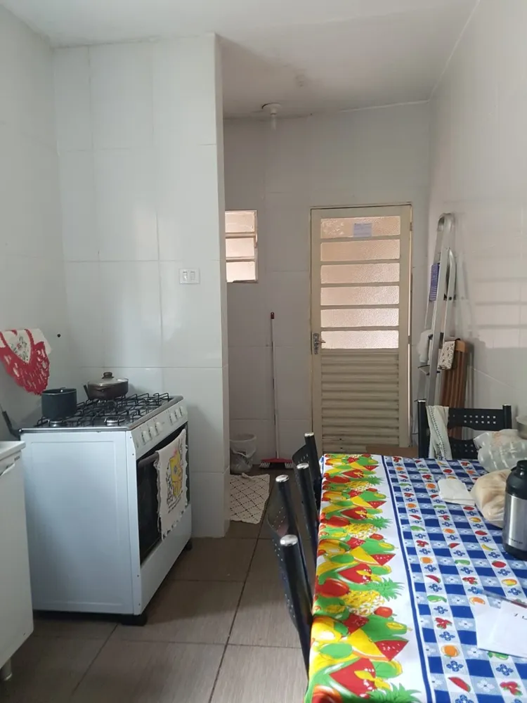 Casa, 5 quartos, 164 m² - Foto 2
