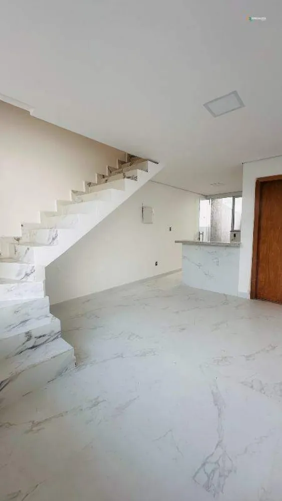 Casa, 2 quartos, 68 m² - Foto 2