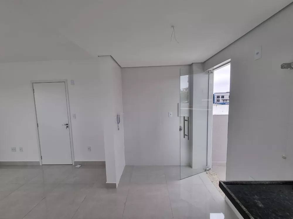 Apartamento à venda com 2 quartos, 47m² - Foto 4