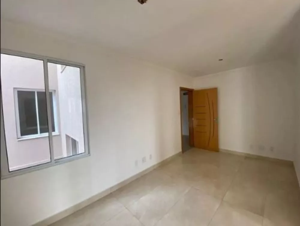 Apartamento à venda com 2 quartos, 26m² - Foto 2