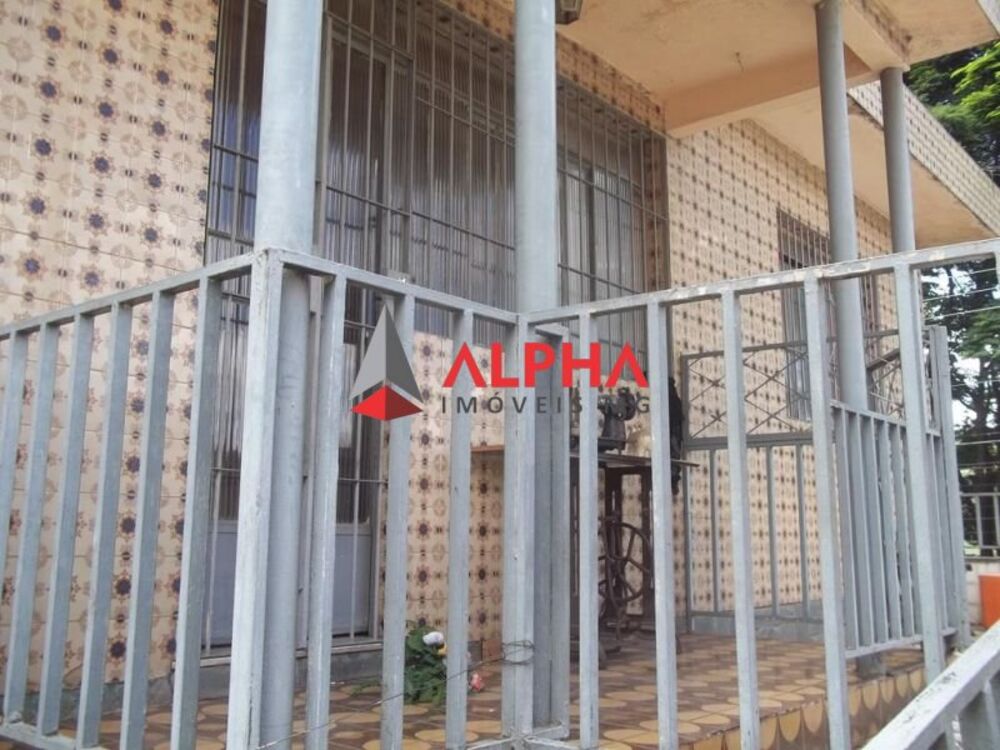 Casa à venda com 3 quartos, 360m² - Foto 5
