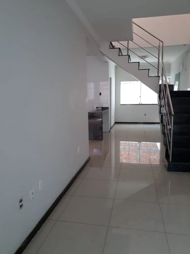 Casa, 3 quartos, 122 m² - Foto 2