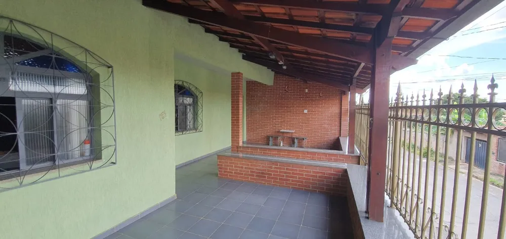 Casa, 3 quartos, 300 m² - Foto 1