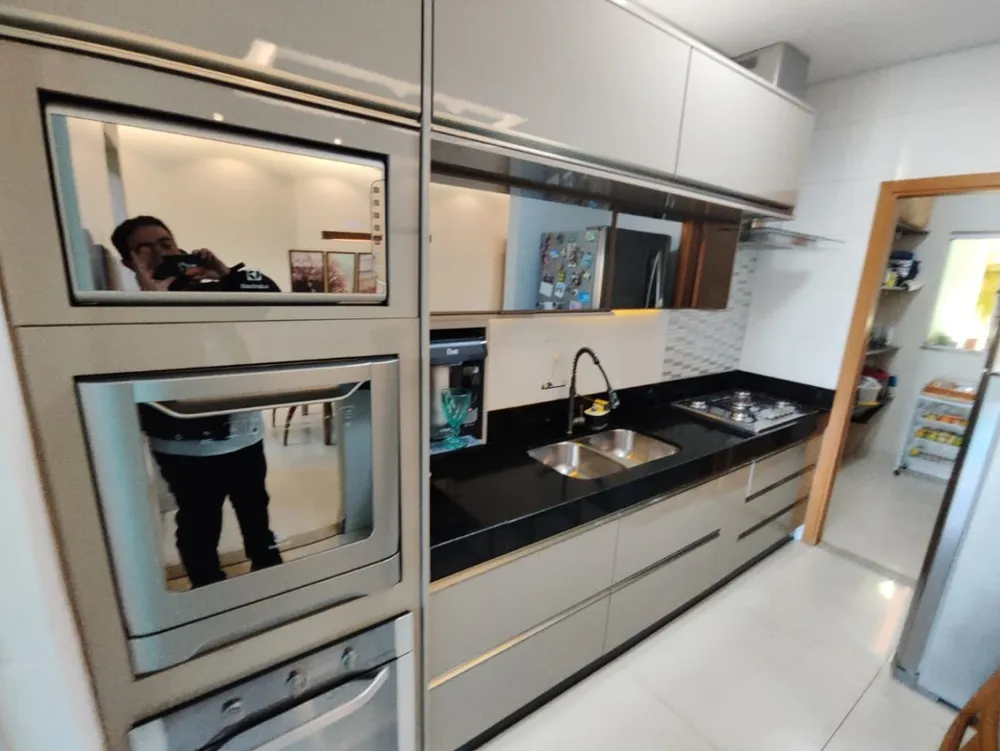 Casa, 3 quartos, 230 m² - Foto 2