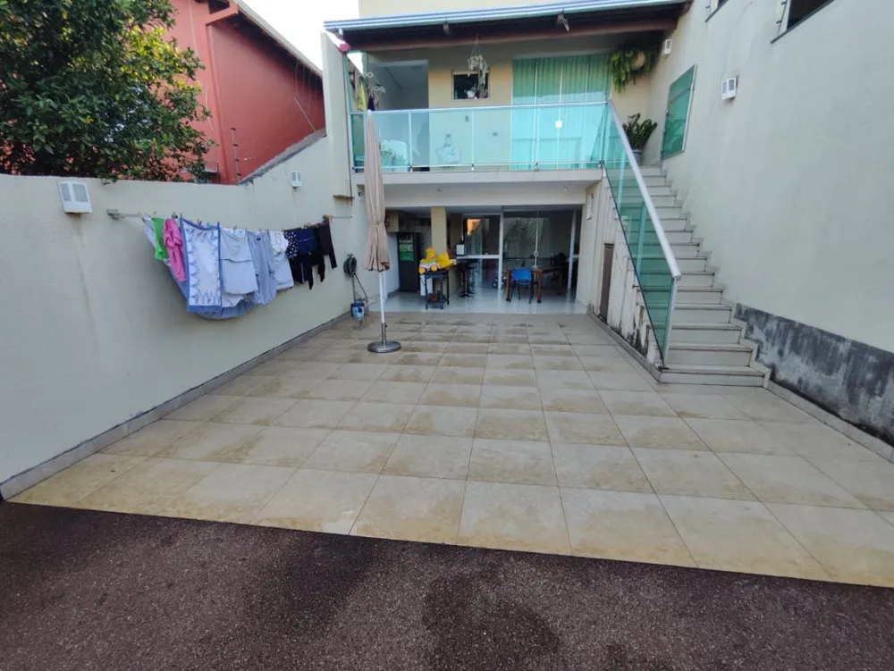 Casa, 3 quartos, 230 m² - Foto 6