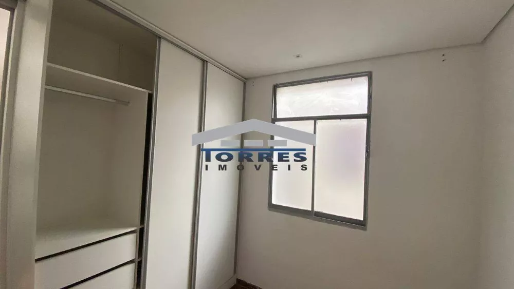 Apartamento à venda com 2 quartos, 45m² - Foto 3