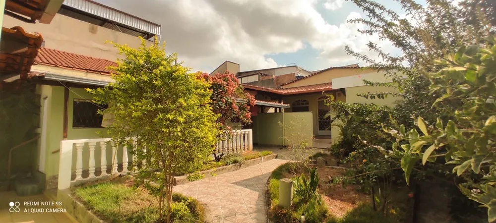 Casa, 4 quartos, 200 m² - Foto 1