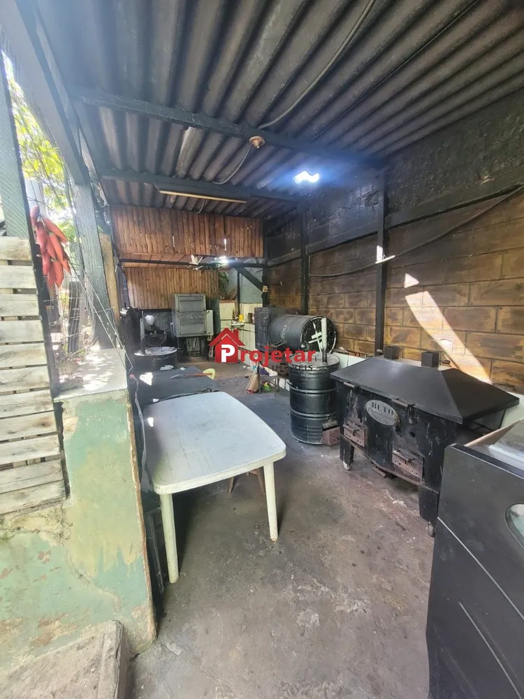 Casa, 8 quartos, 400 m² - Foto 1