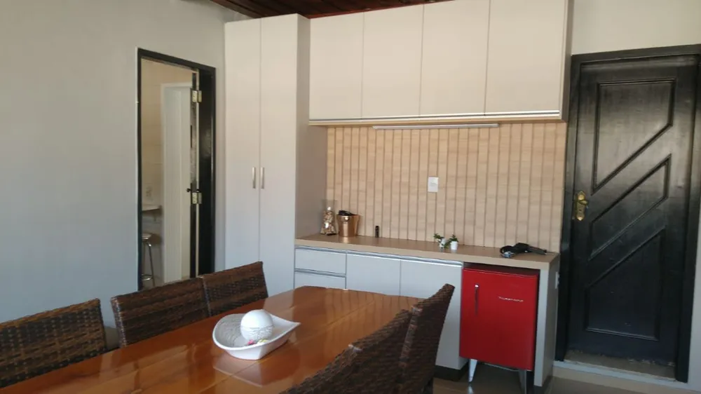 Casa, 4 quartos, 200 m² - Foto 1