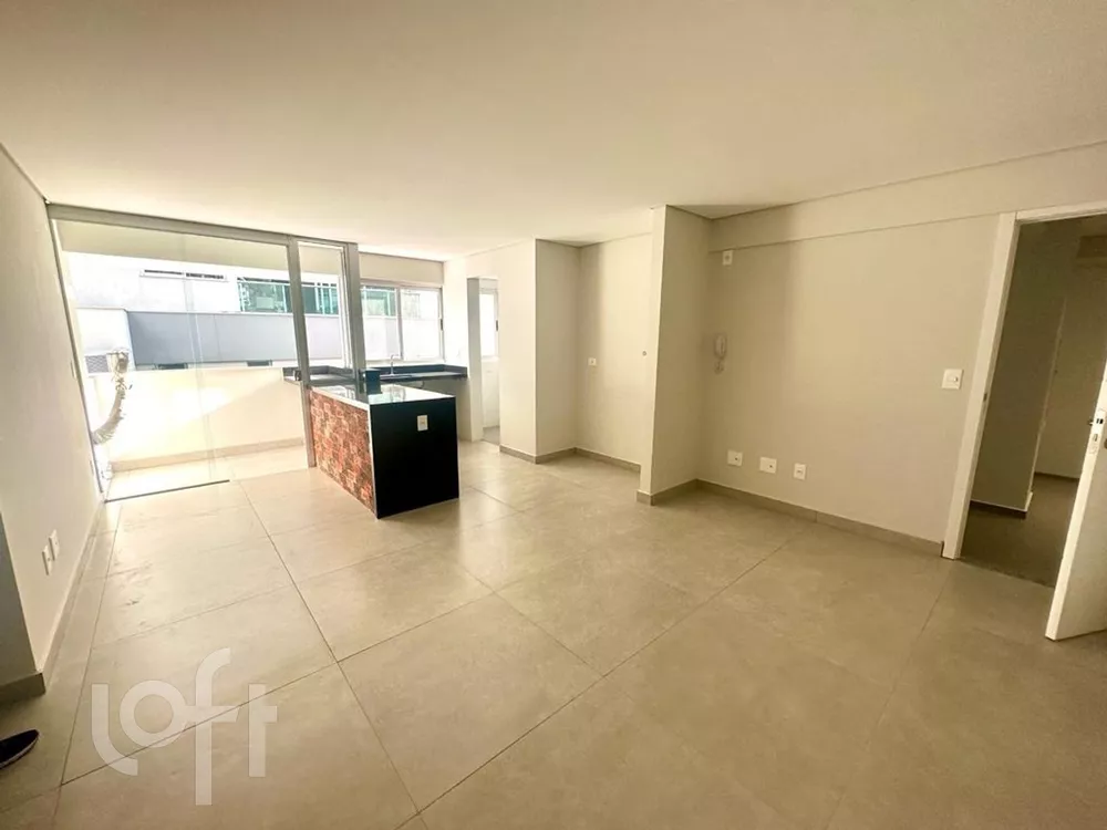 Apartamento à venda com 2 quartos, 63m² - Foto 1