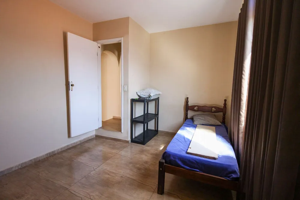 Casa, 5 quartos, 260 m² - Foto 9