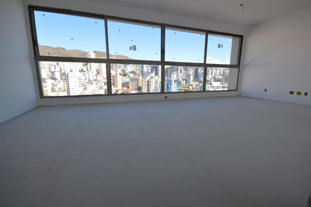 Apartamento à venda com 4 quartos, 134m² - Foto 1