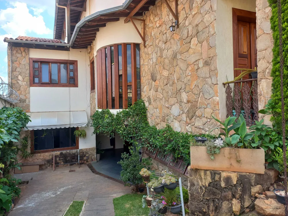 Casa, 6 quartos, 573 m² - Foto 2