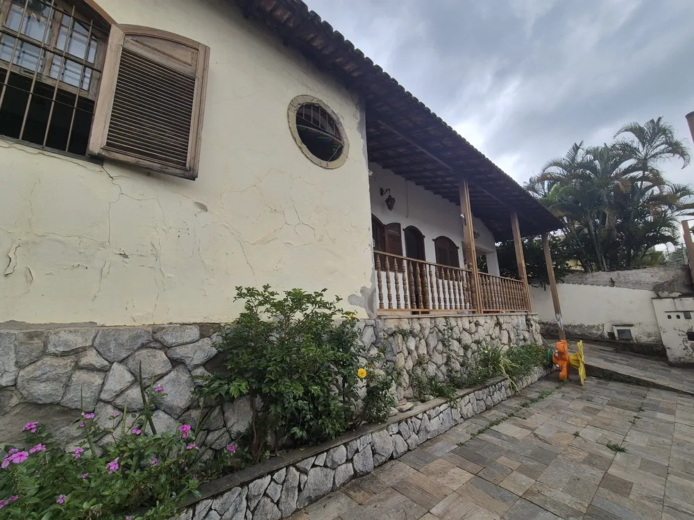Casa, 5 quartos, 220 m² - Foto 1