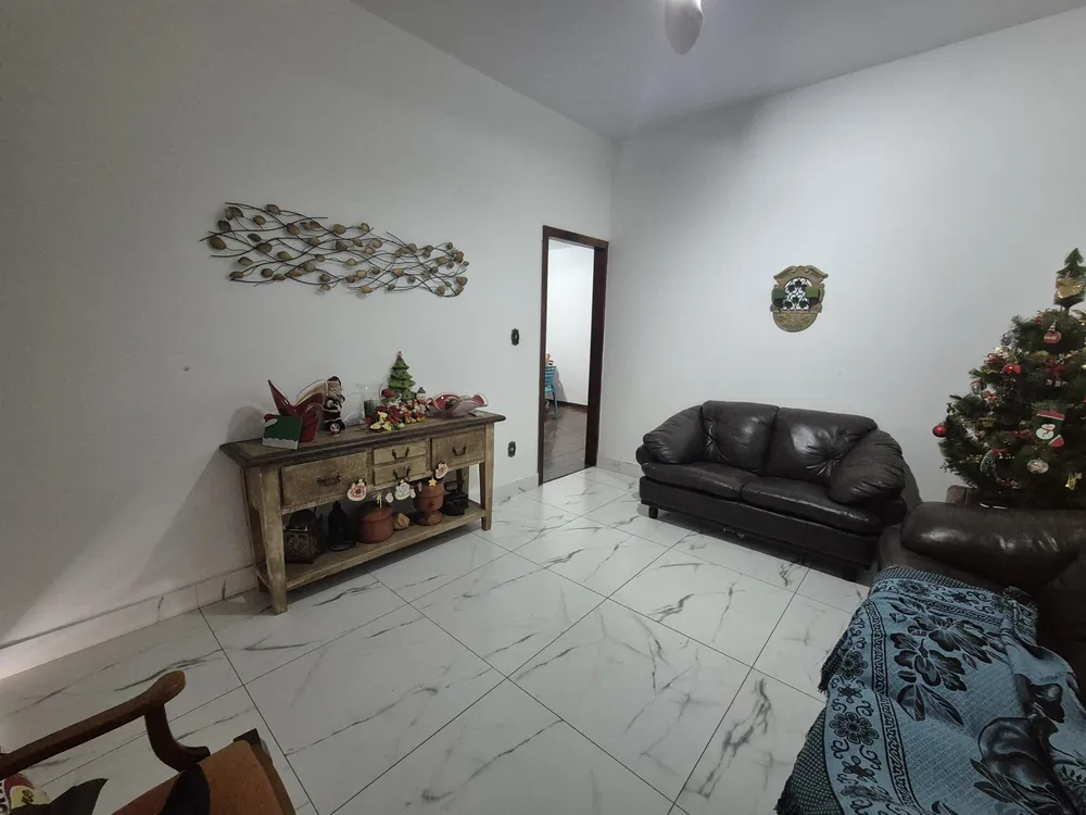 Casa, 5 quartos, 220 m² - Foto 4
