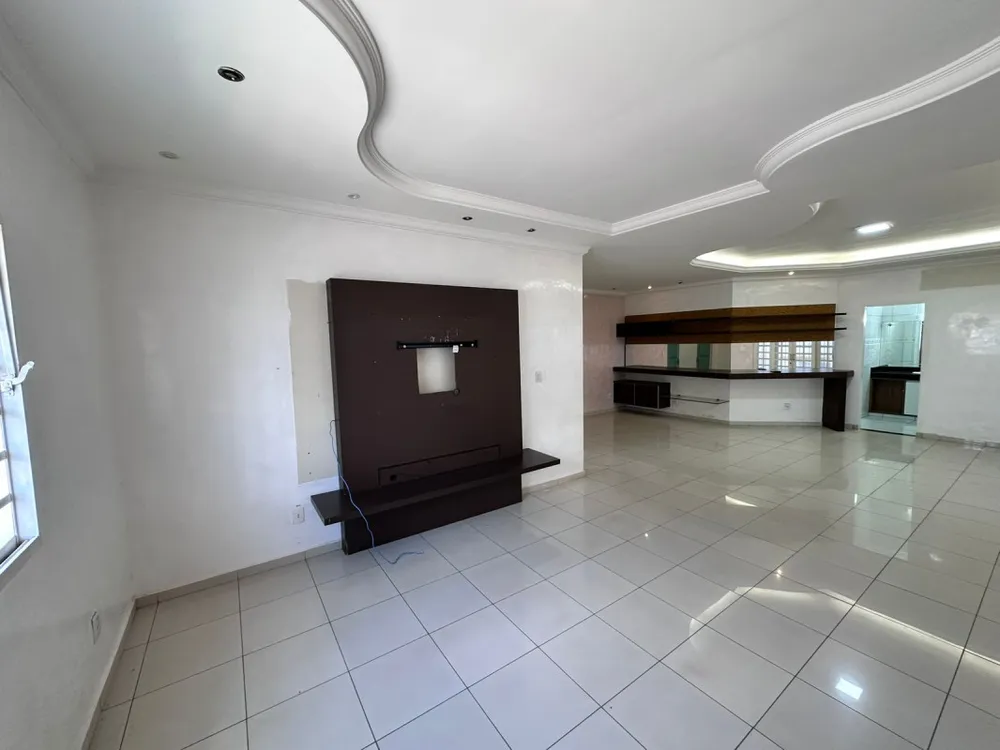 Casa, 6 quartos, 600 m² - Foto 3
