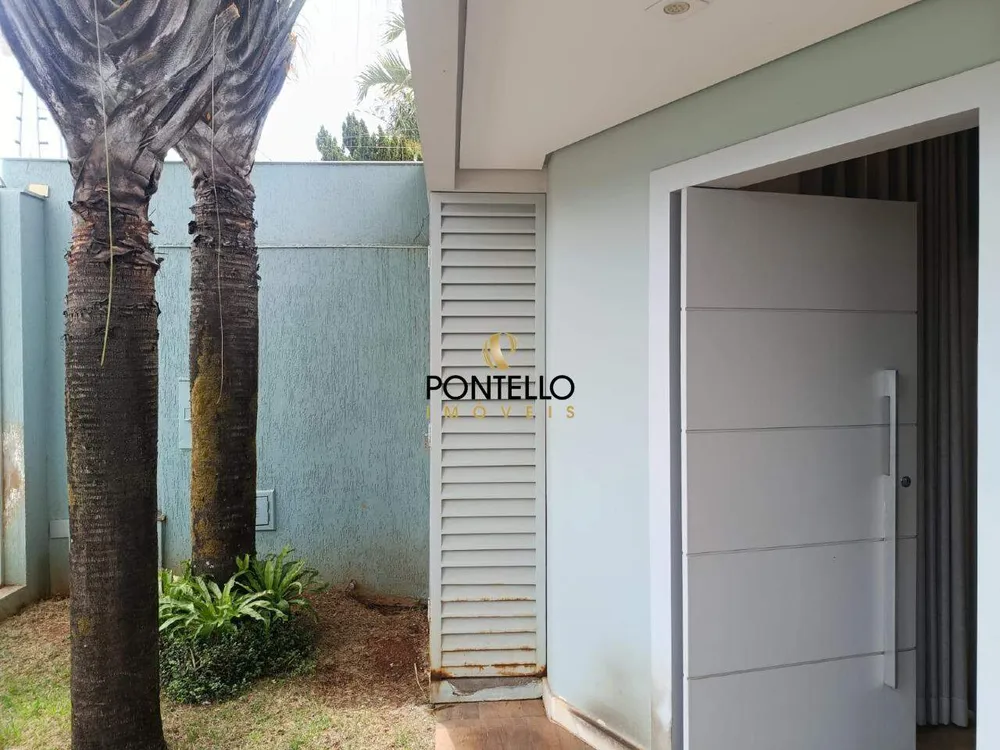 Casa, 4 quartos, 220 m² - Foto 1