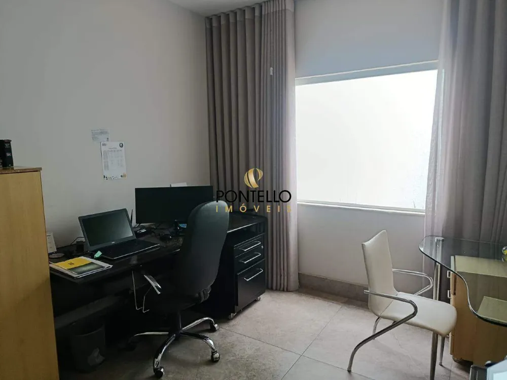 Casa, 4 quartos, 220 m² - Foto 4