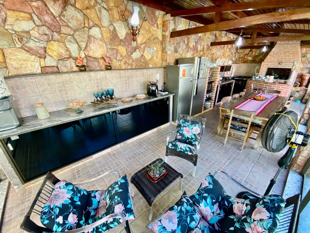 Casa, 3 quartos, 239 m² - Foto 3