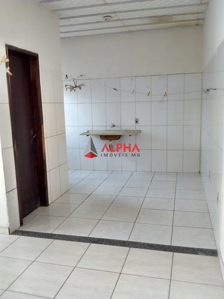 Casa, 6 quartos, 223 m² - Foto 2