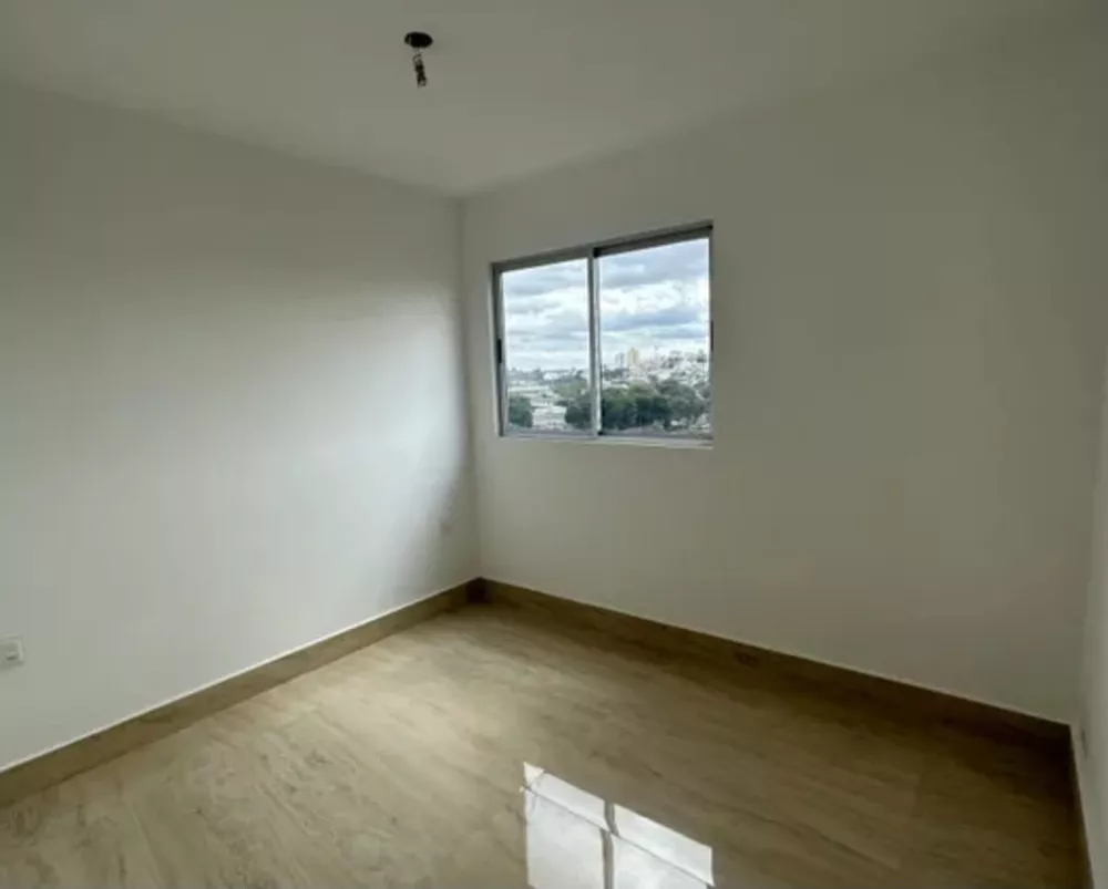 Apartamento à venda com 2 quartos, 60m² - Foto 14