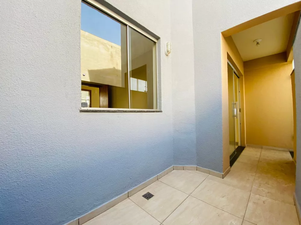 Apartamento à venda com 2 quartos, 82m² - Foto 2