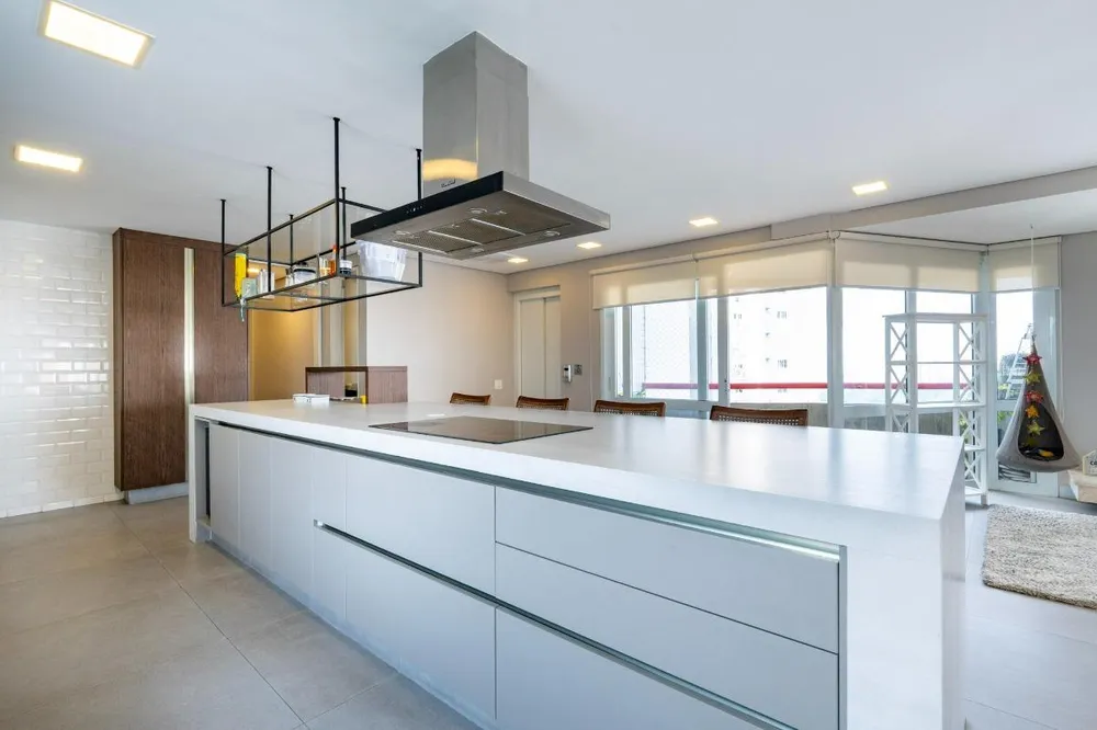 Apartamento, 4 quartos, 210 m² - Foto 1