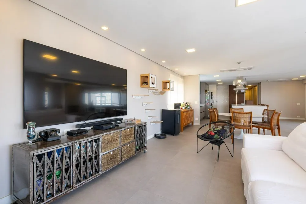 Apartamento, 4 quartos, 210 m² - Foto 2