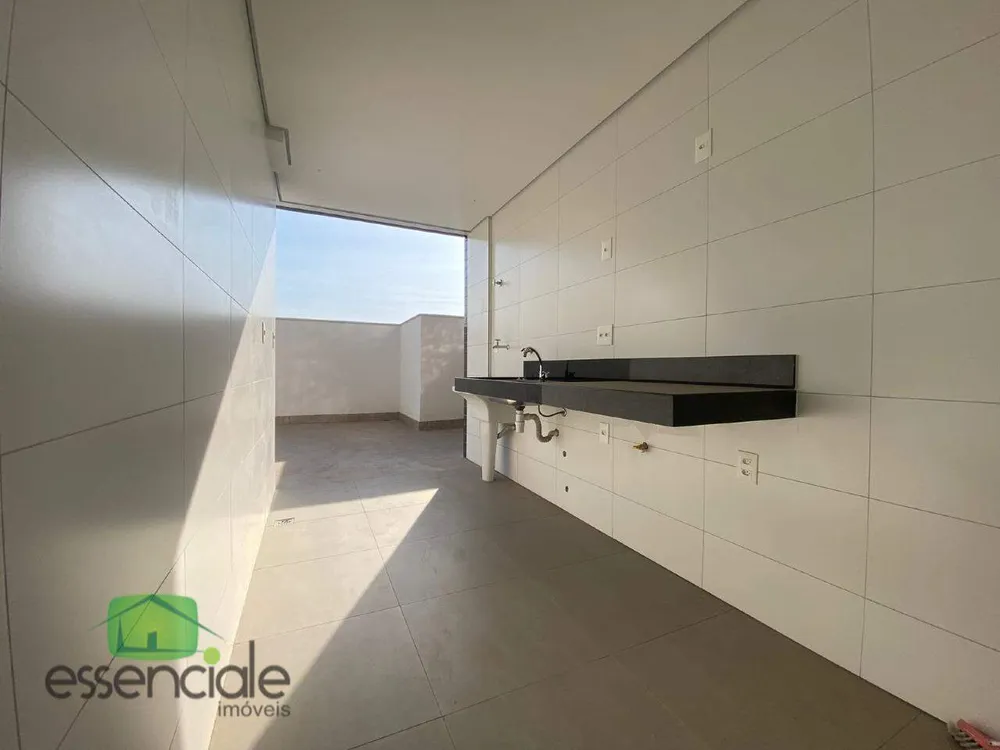 Apartamento, 3 quartos, 141 m² - Foto 2