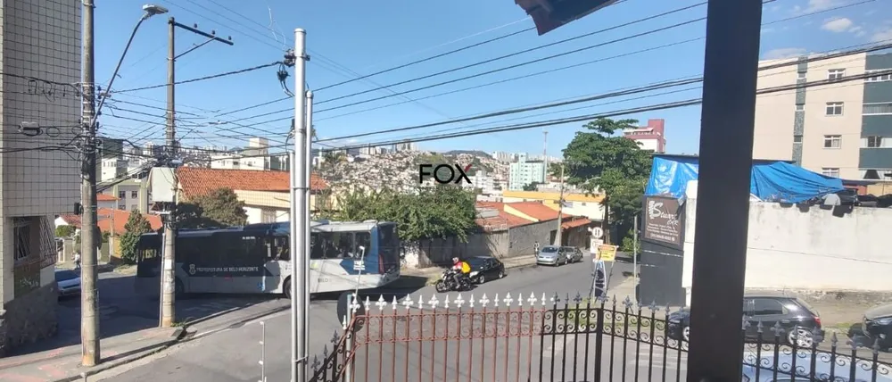 Casa, 4 quartos, 259 m² - Foto 1