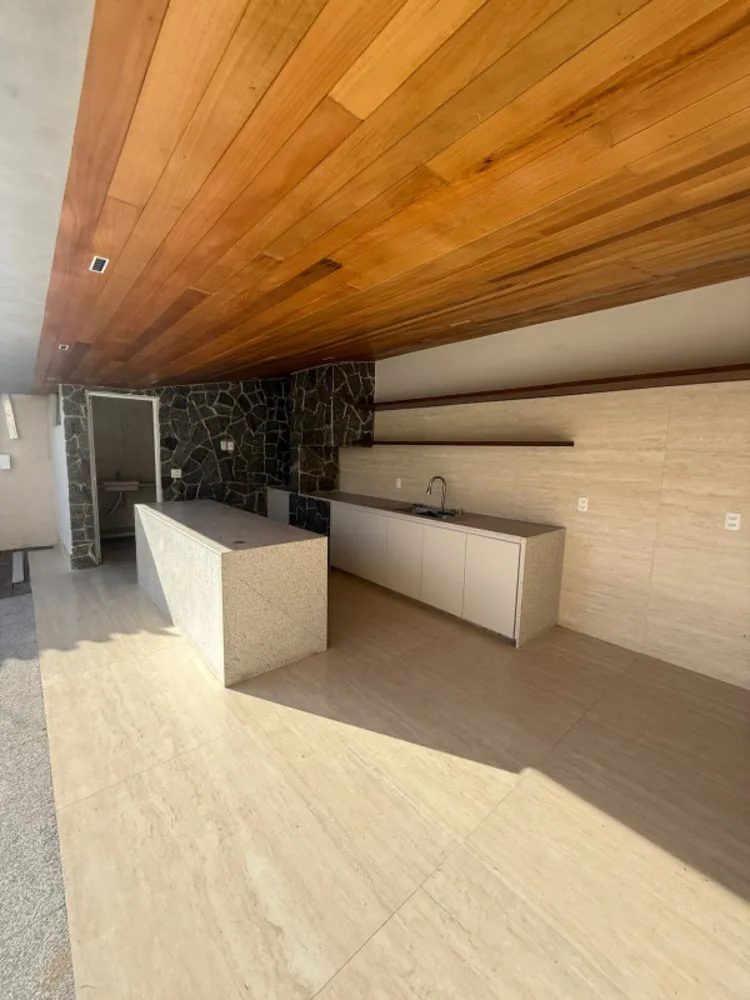 Casa, 4 quartos, 245 m² - Foto 2