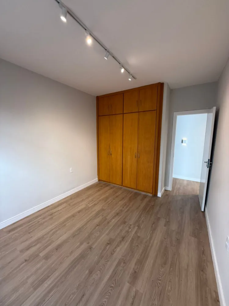 Casa, 4 quartos, 245 m² - Foto 15