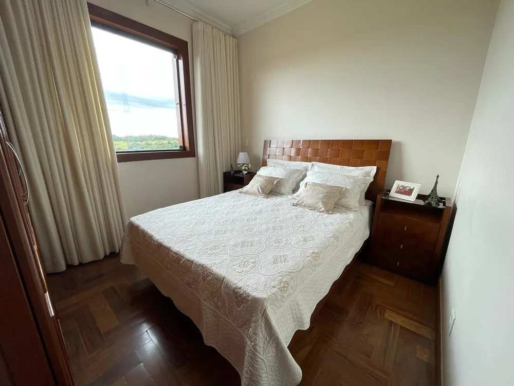 Casa, 5 quartos, 308 m² - Foto 3