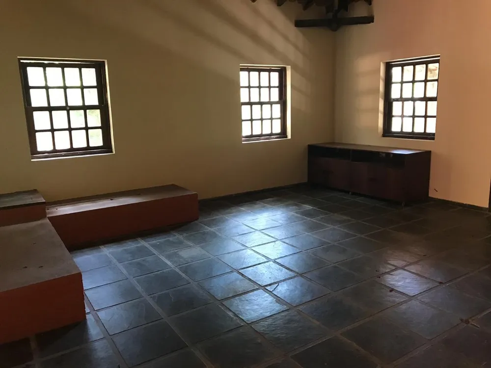 Sítio, 2 quartos, 240000 m² - Foto 2
