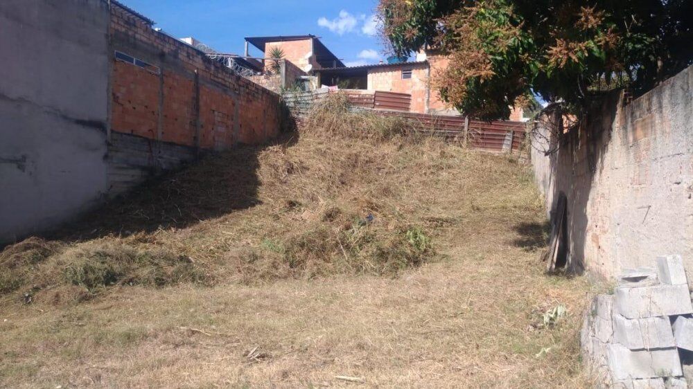Terreno à venda, 360m² - Foto 1
