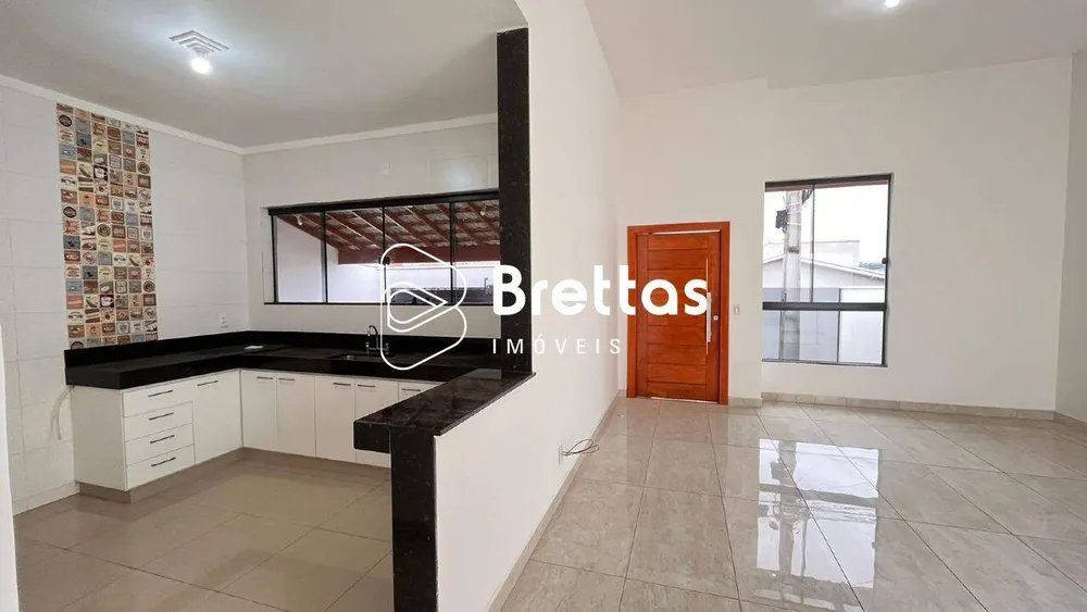 Casa, 3 quartos, 102 m² - Foto 1