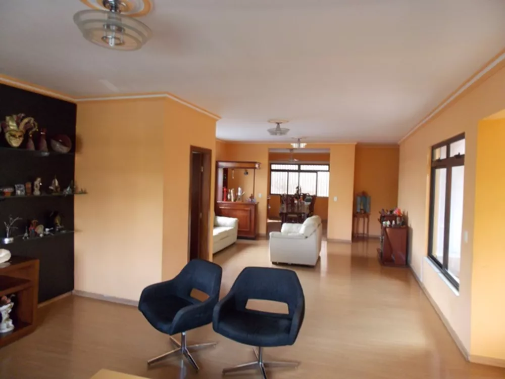 Casa à venda com 4 quartos, 360m² - Foto 4