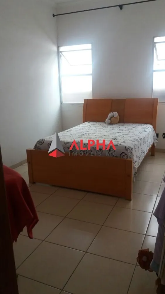 Casa, 4 quartos, 200 m² - Foto 15