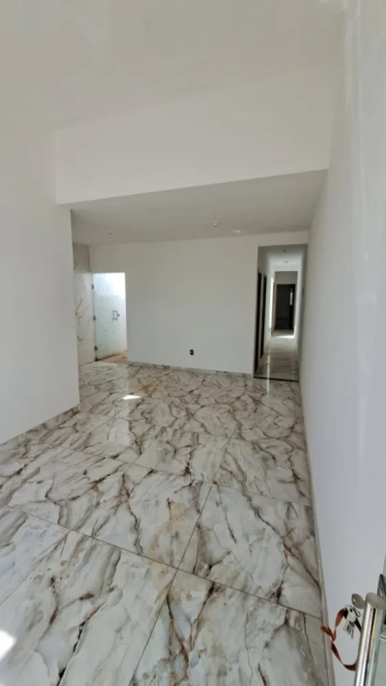 Casa, 3 quartos, 81 m² - Foto 1